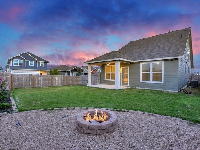 Building Photo - 5826 Aviano Rd