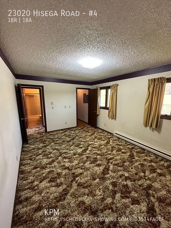 Building Photo - 23020 Hisega Rd