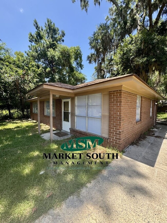 Building Photo - LAMARVILLE GEM