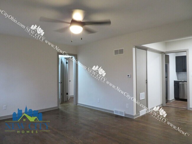 Building Photo - Newly Renovated Apartment Building