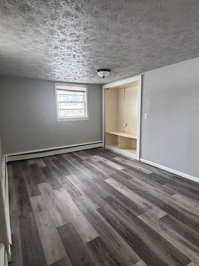 Building Photo - 108 11th Ave SE