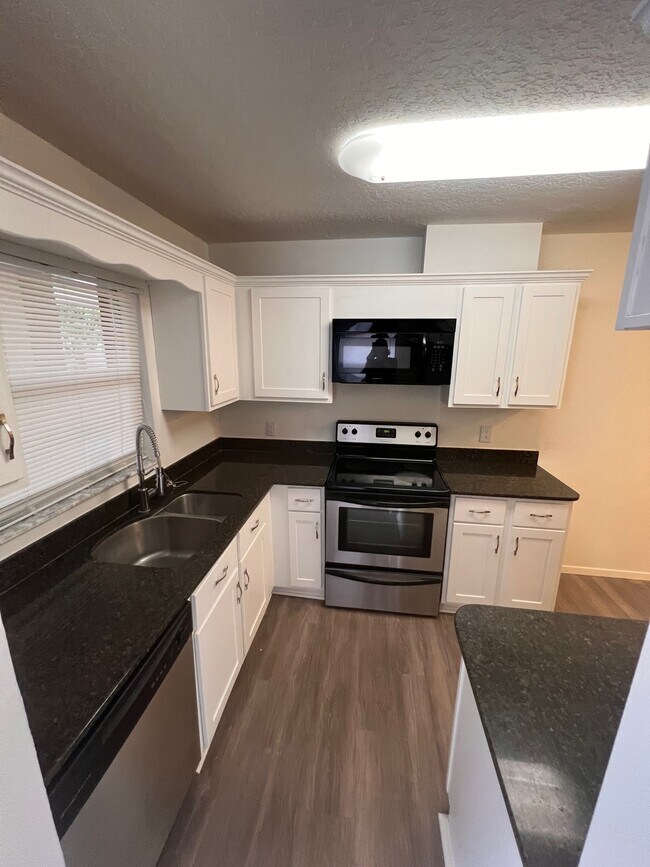 Building Photo - 5436 E Michigan St