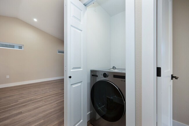 Building Photo - Brand-New ADU in Rocklin