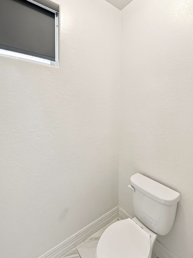 Building Photo - Luxury SMART HOME For Rent!