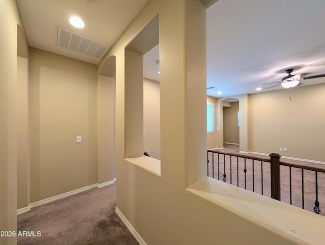 Building Photo - 923 S Osborn Ln