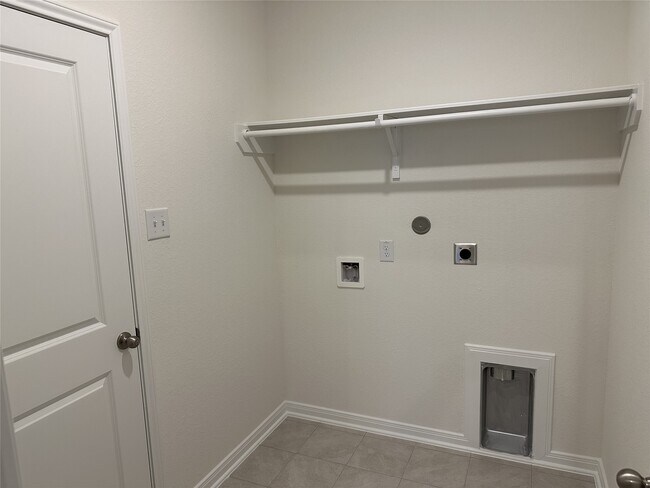 Building Photo - 3019 Kastania Ln