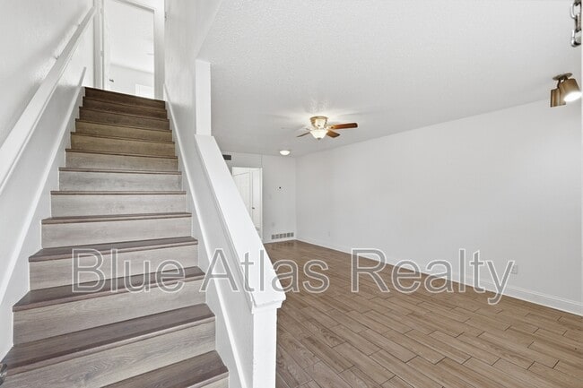 Building Photo - 2713 Wimbledon Ct