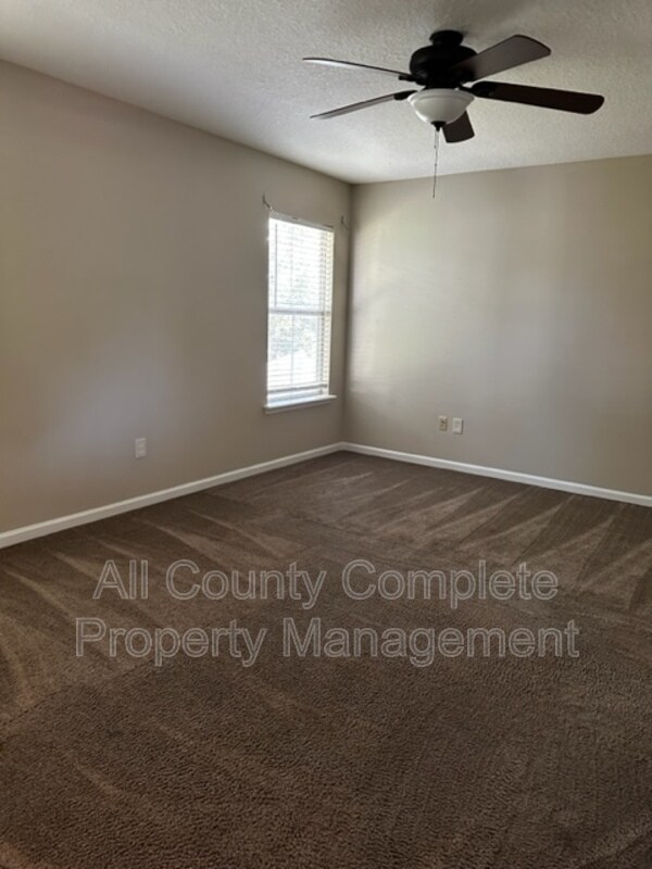 Building Photo - 4095 Pebble Brooke Circle South