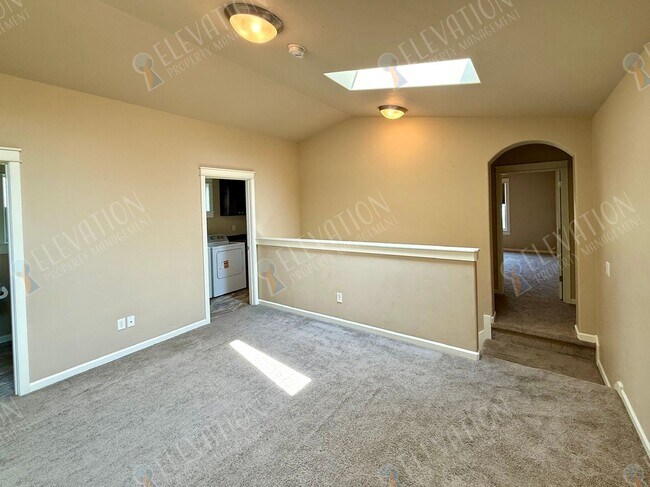 Building Photo - 63151 Black Powder Ln