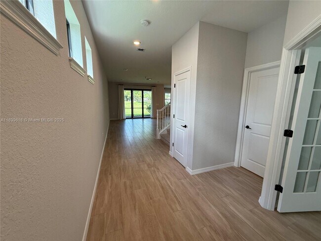Building Photo - 8112 NW 78th St