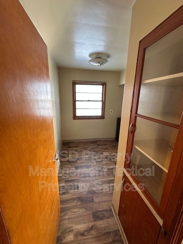 Building Photo - 10301 Granger Rd