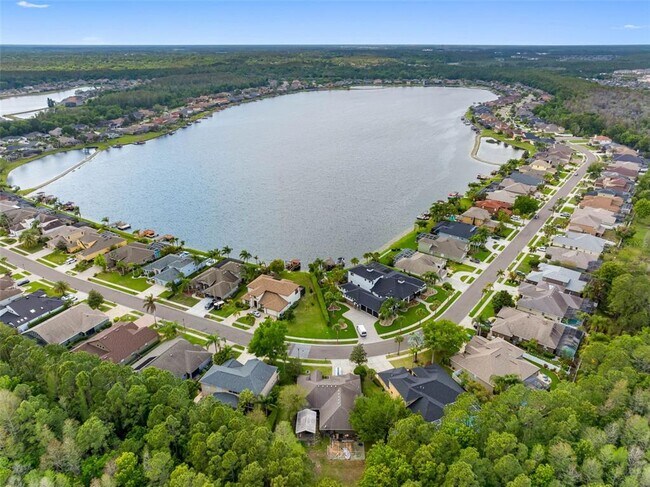 Building Photo - 16750 Ivy Lake Dr