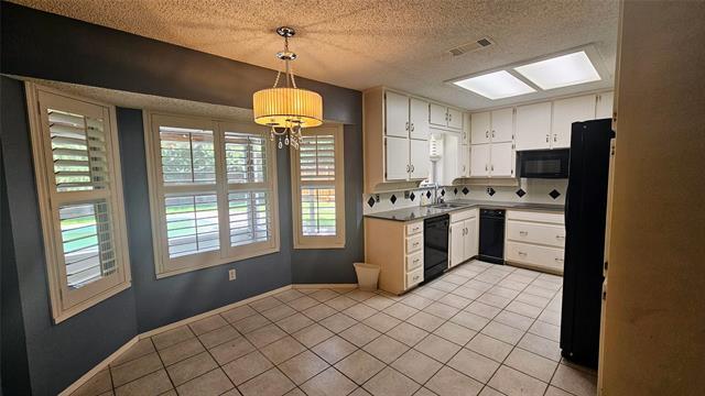 Building Photo - 2529 Westpark Way Cir