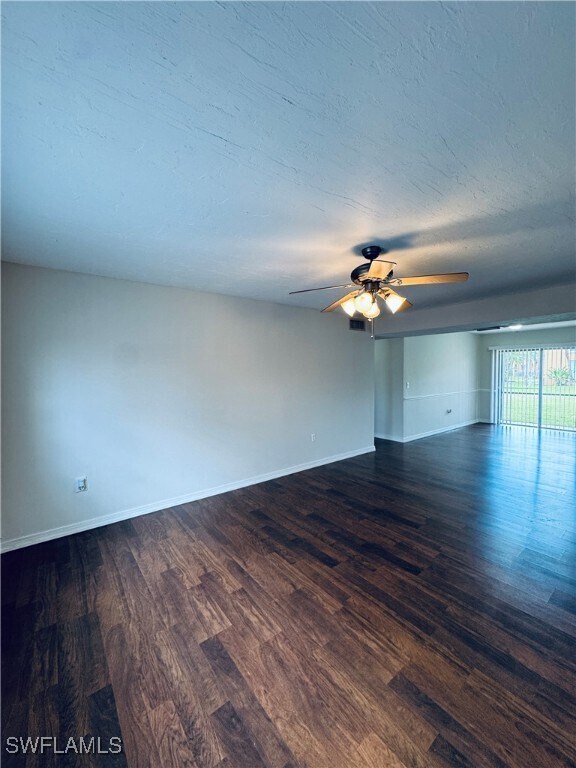 Building Photo - 12670 Kenwood Ln