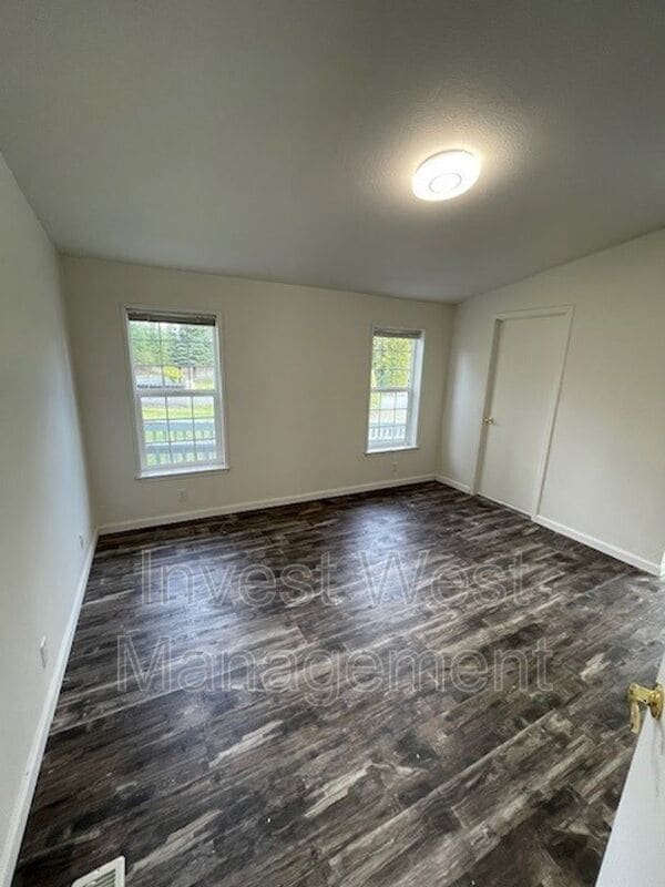 Building Photo - 102 Tory Lynn Dr