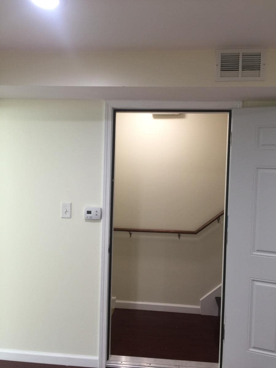 Building Photo - 1129 Carpenter St