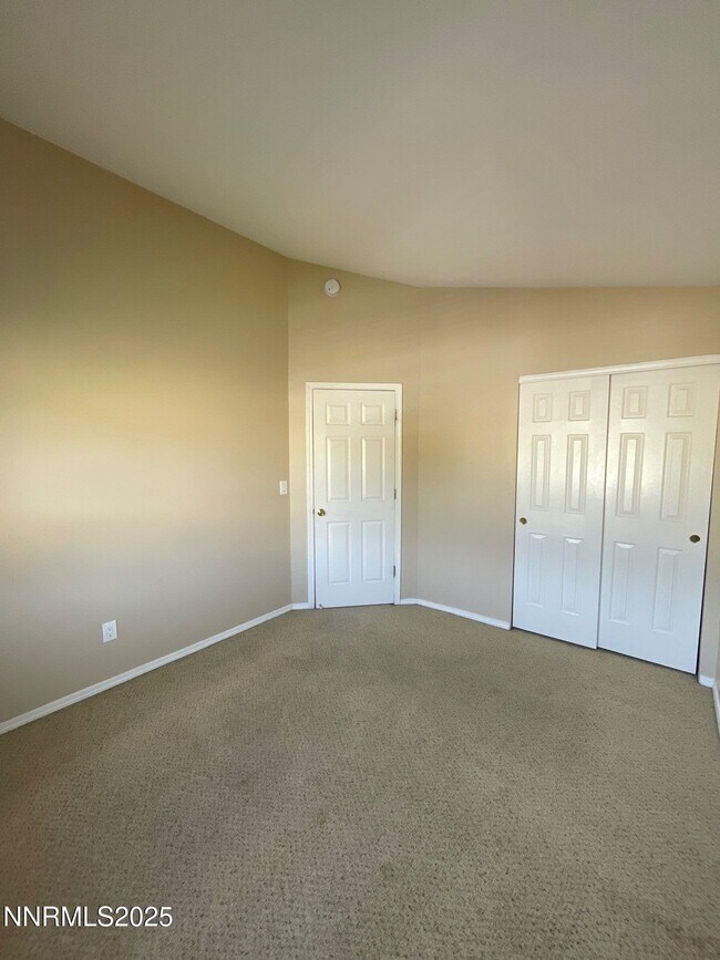 Building Photo - 5398 Coit Dr