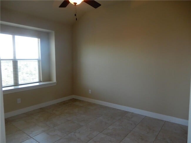 Building Photo - 184 Mauna Kea Ln