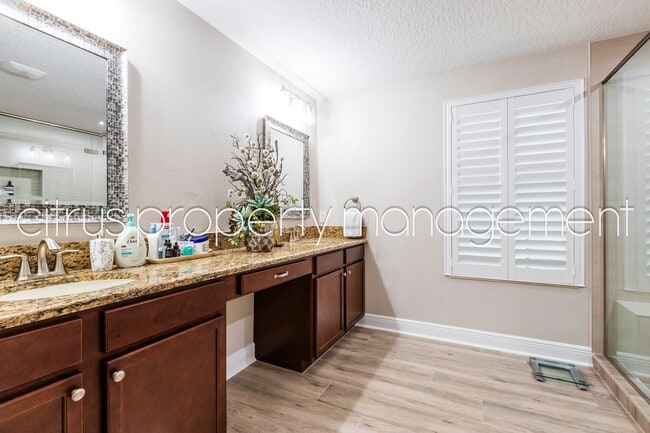 Building Photo - Charming and Immaculate, Updated 5/3 in Winter Garden's Alexander Ridge