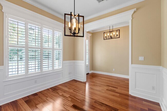 Building Photo - 4244 Grove Park Dr
