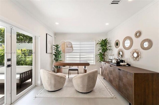 Building Photo - 45 Palermo Ave