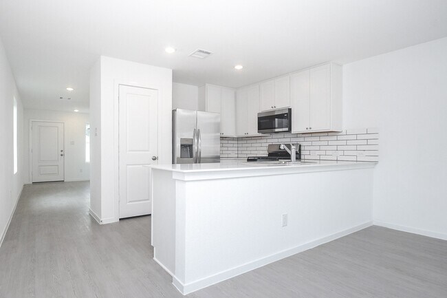 Building Photo - 923 Capracotta Dr