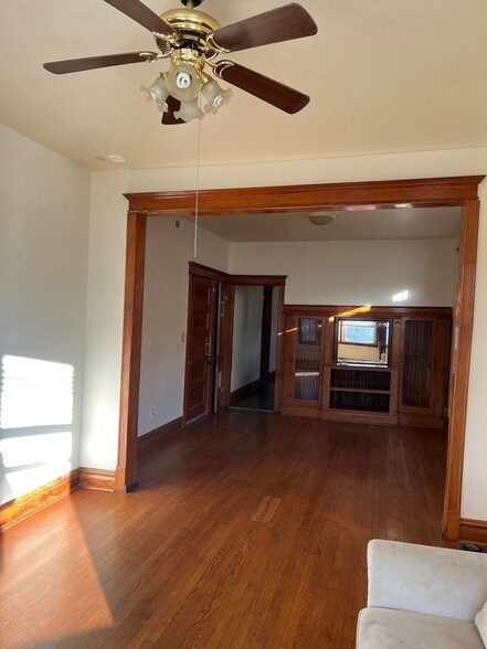 Building Photo - 4154 W 21st Pl