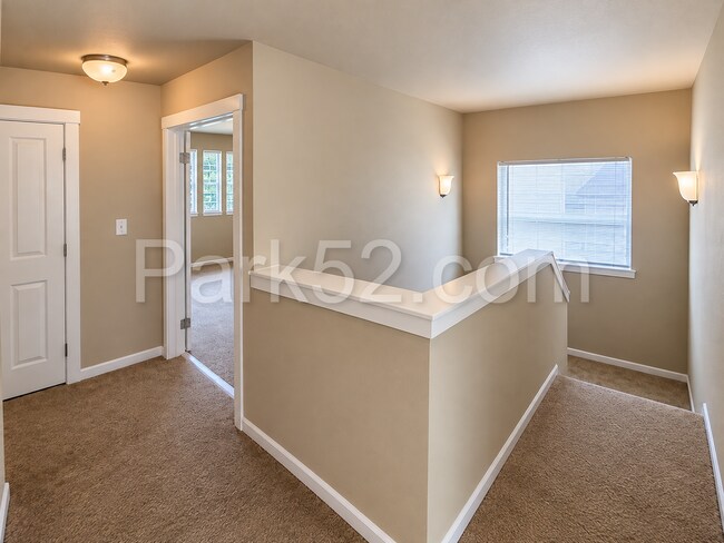 Building Photo - 18608 111th Ave Ct E