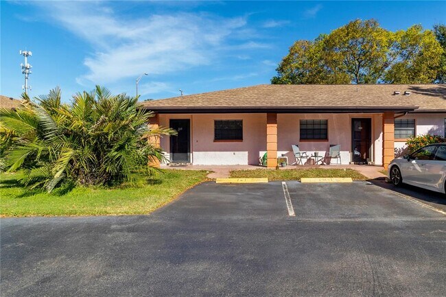 Building Photo - 13250 Ridge Rd S