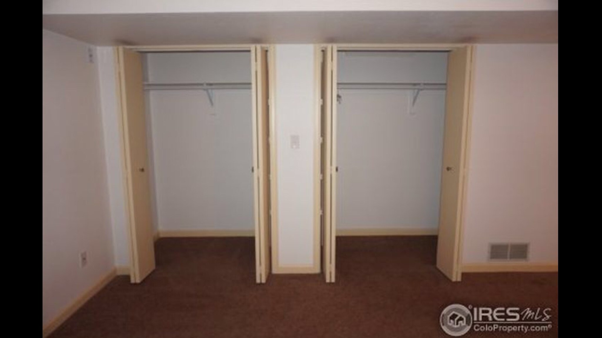 Closet - 1001 47th Ave