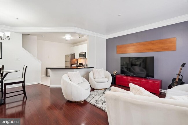 Building Photo - 7410 Langholm Way