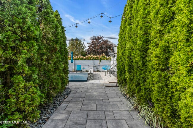 Building Photo - 67 N Farragut Ave