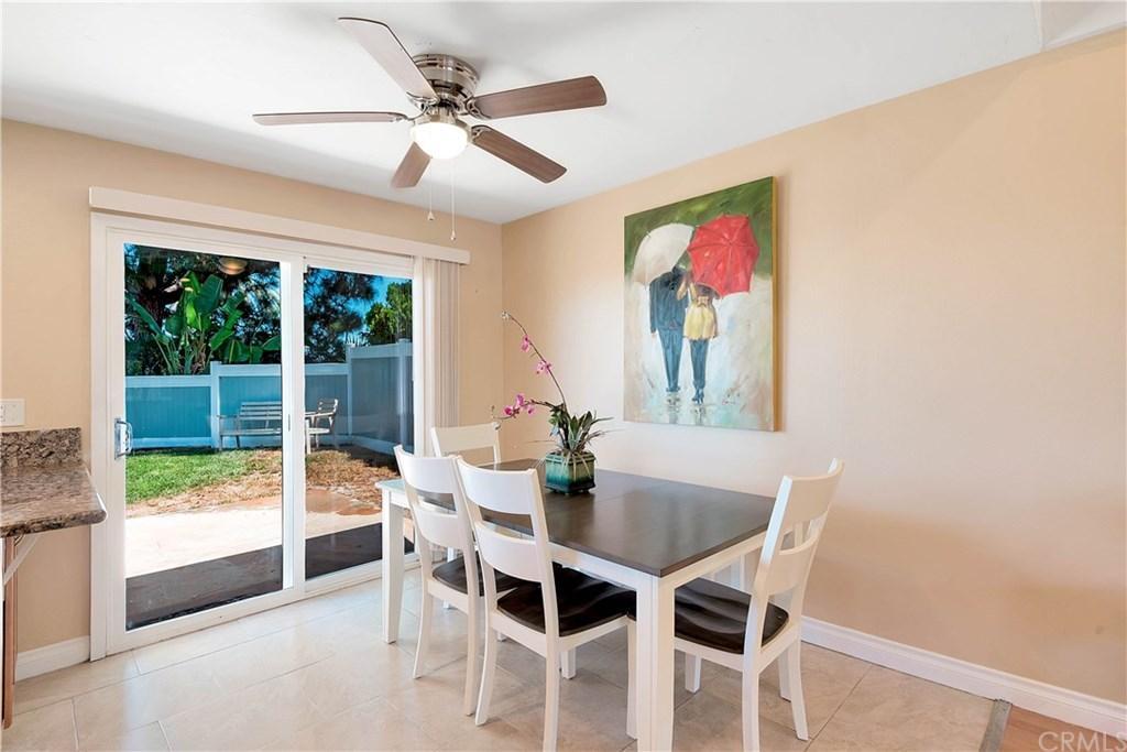 Dinning Room - 23662 Verona