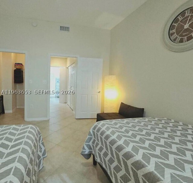 Building Photo - 2080 S Ocean Dr