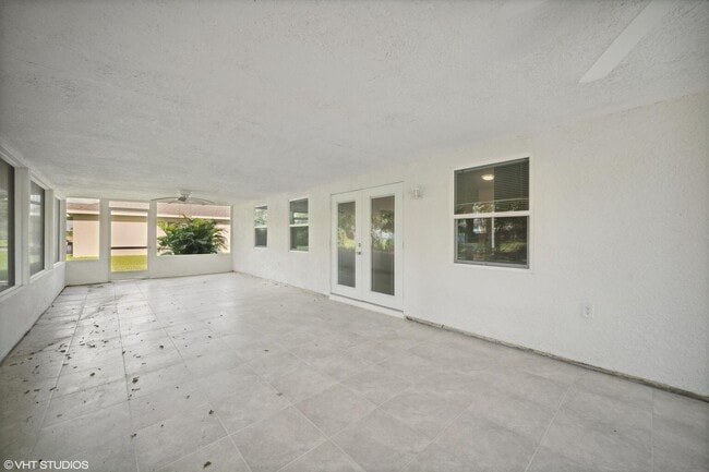 Building Photo - 3438 SW Martin St