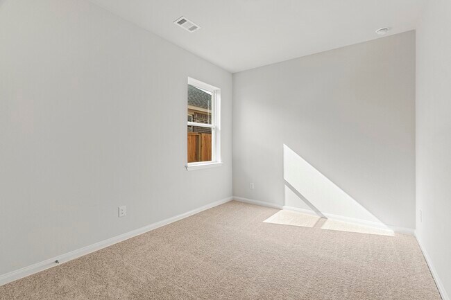 Building Photo - 1023 Rosewood Trl