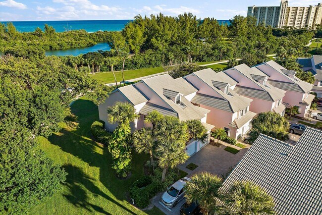 Building Photo - 3902 Fairway Dr N