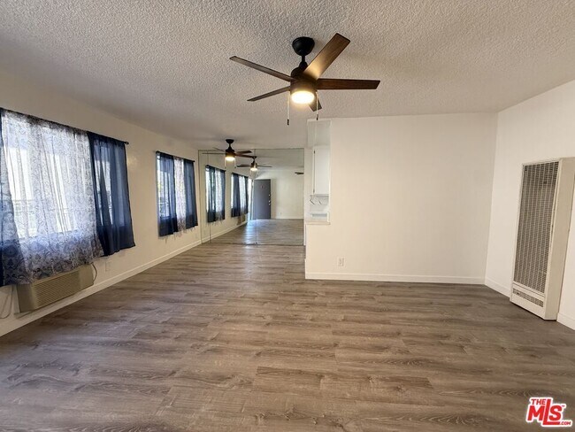 Building Photo - 5811 Harold Way