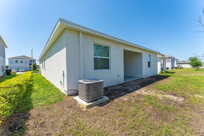 Building Photo - 860 Daring Dr