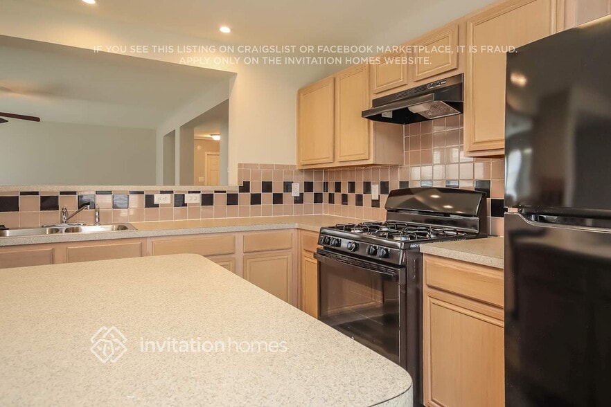 Building Photo - 4907 Bentonite Blvd