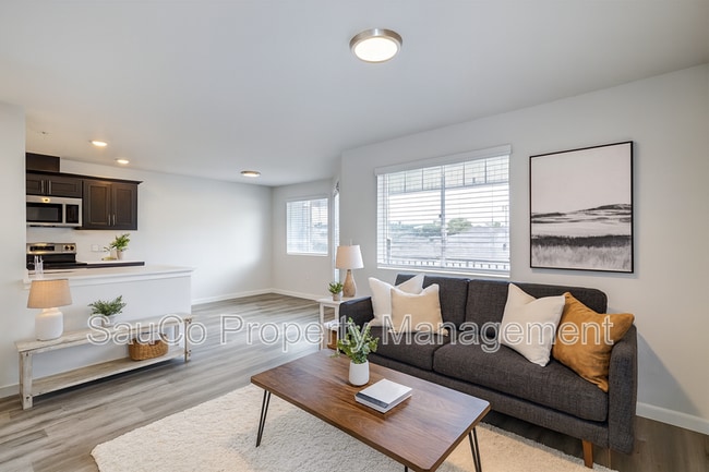 Building Photo - 2560 Hawthorne St