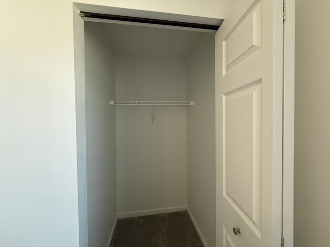 Building Photo - Spacious & Partially Furnished 5-Bedroom Colonial in Allendale's Maple Pond Community