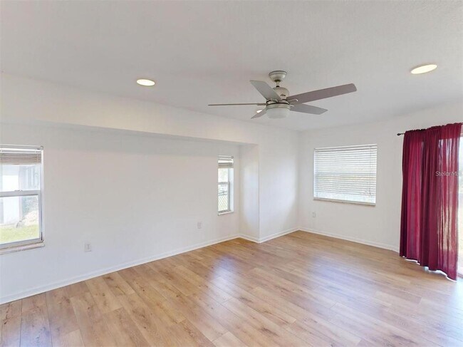 Building Photo - 158 Eppinger Dr