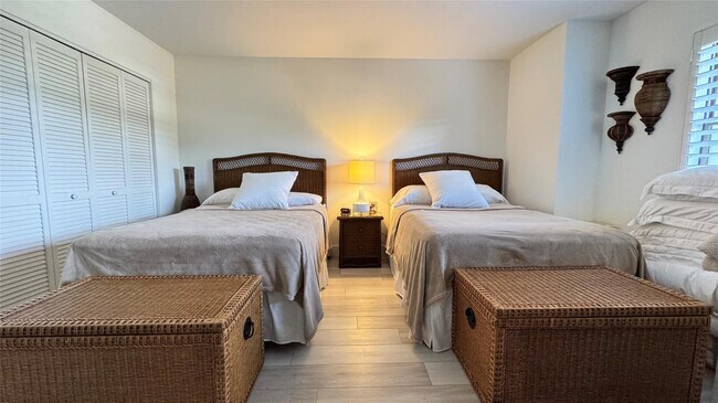 Building Photo - 5100 N Ocean Blvd