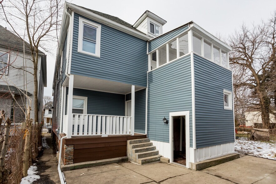 Building Photo - 2502 Baldwin St