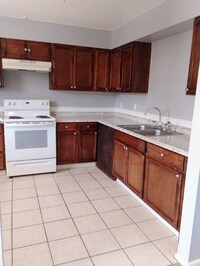 Building Photo - 1120 Sherron Ave