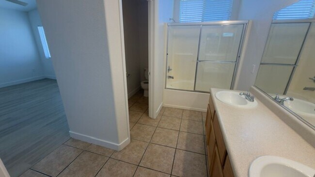 Building Photo - 1286 Capital Gains Dr