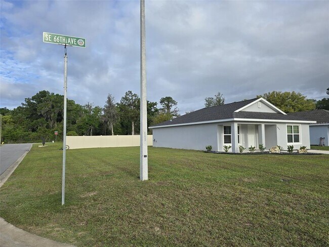 Building Photo - 10864 SE 66th Terrace