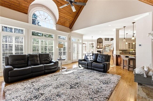 Building Photo - 6335 Howell Cobb Ct