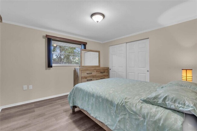 Building Photo - 7420 Cass Cir